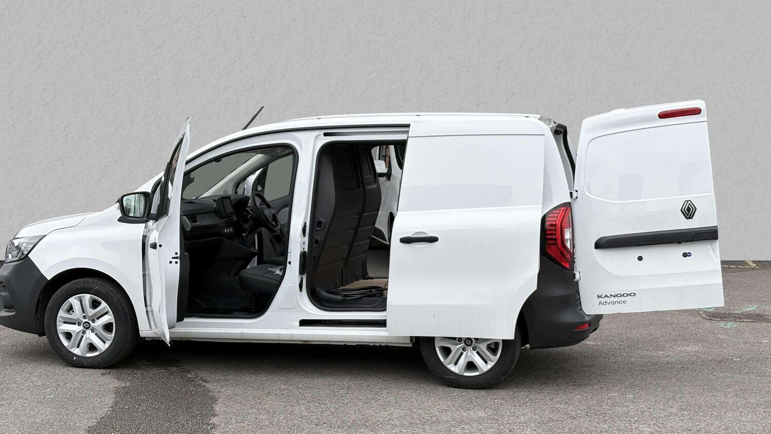 Used Renault Kangoo 2025 for sale - 77860705: Photo 11