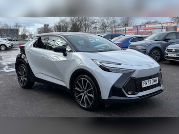 Used Toyota C-HR 2023 for sale - 77861143: Photo