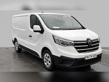Renault Trafic feature image