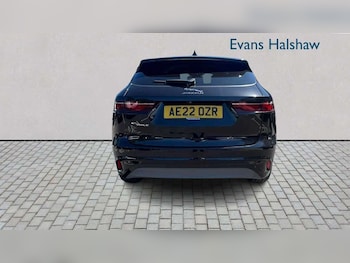 Used Jaguar F-Pace 2022 for sale - 79002321: Photo