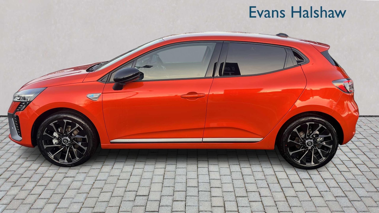 Used Renault Clio for sale - 77860400: Photo 4