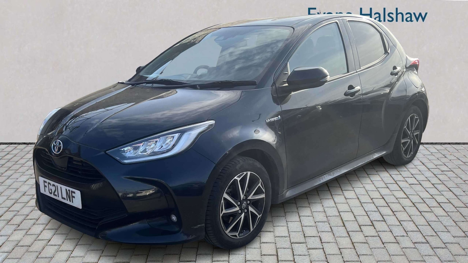 Used Toyota Yaris 2021 for sale - 78187957: Photo 3