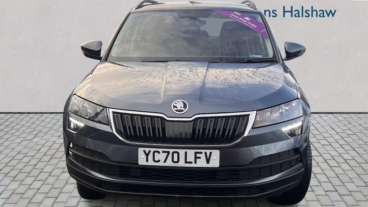 Used Skoda Karoq 2021 for sale - 77857200: Photo 2