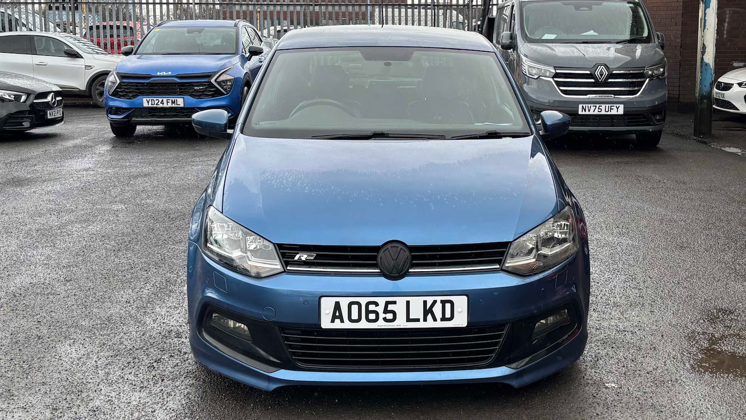 Used Volkswagen Polo for sale - 77860773: Photo 2