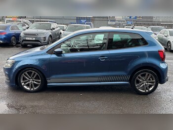 Used Volkswagen Polo 2015 for sale - 77860773: Photo