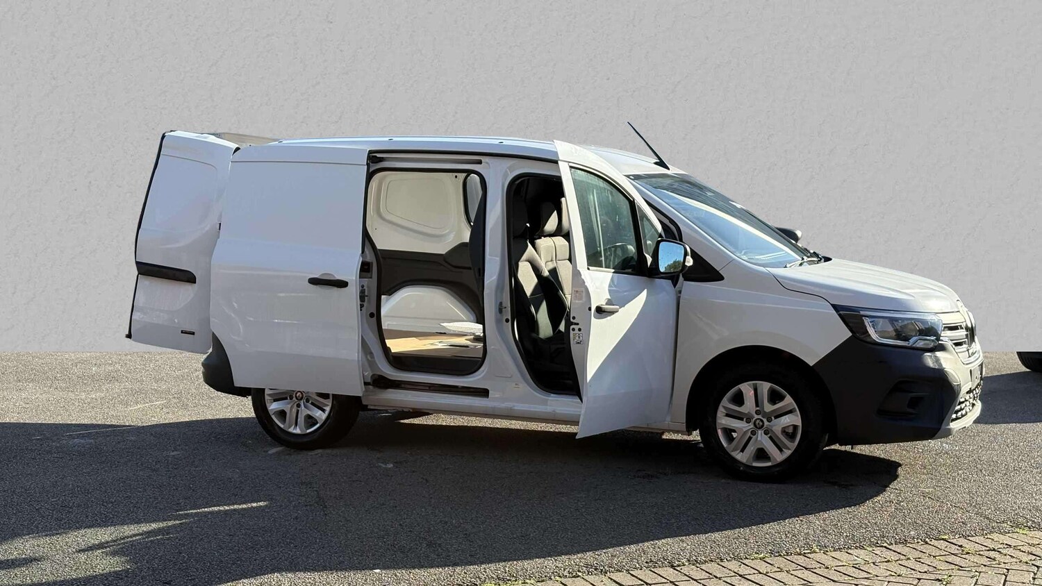 Used Renault Kangoo 2025 for sale - 77857007: Photo 11