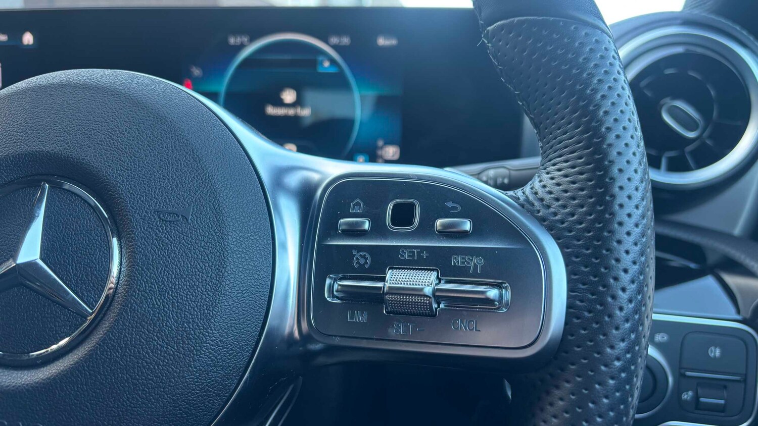 Used Mercedes-Benz CLA for sale - 77858797: Photo 14