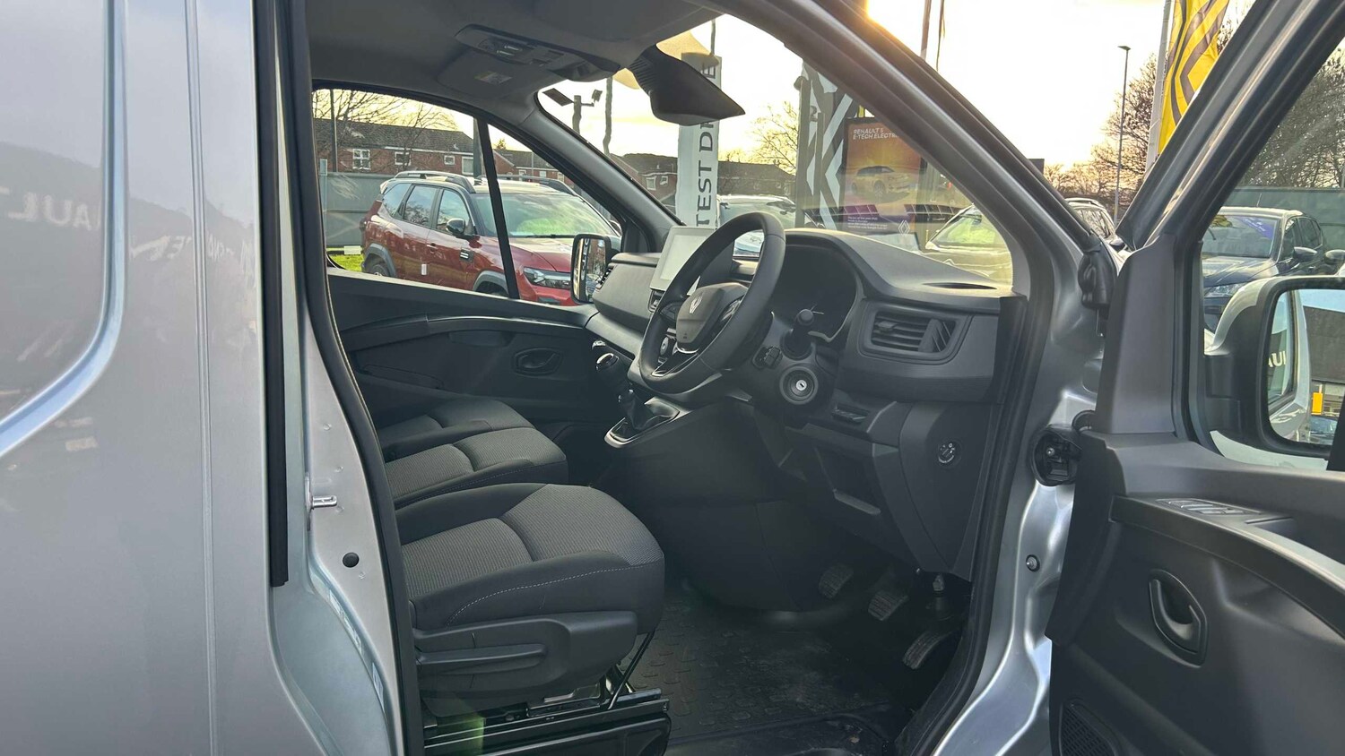 Used Renault Trafic 2025 for sale - 77858752: Photo 12