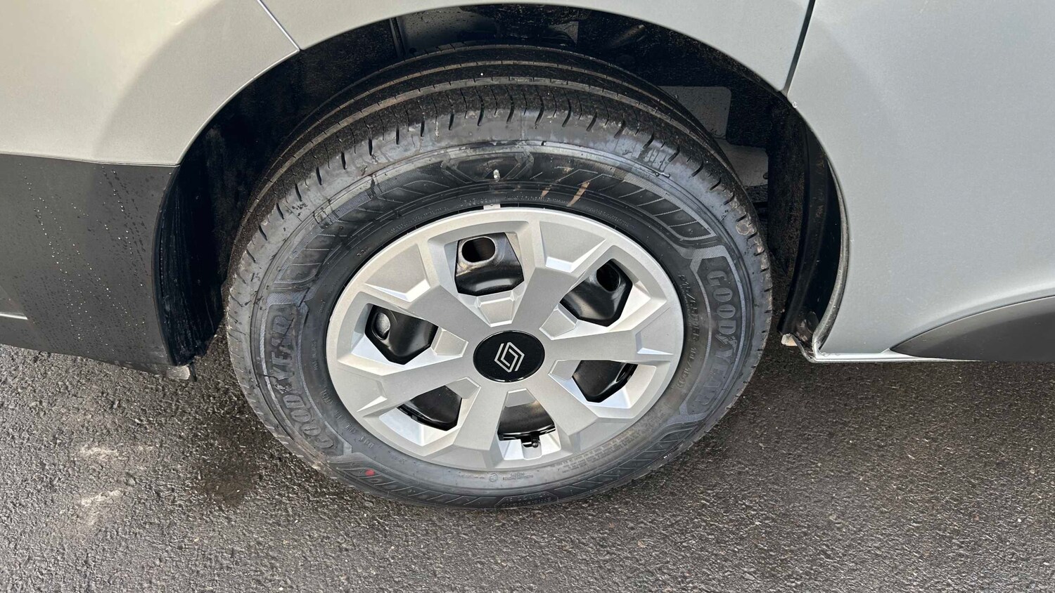 Used Renault Trafic 2025 for sale - 77858752: Photo 8