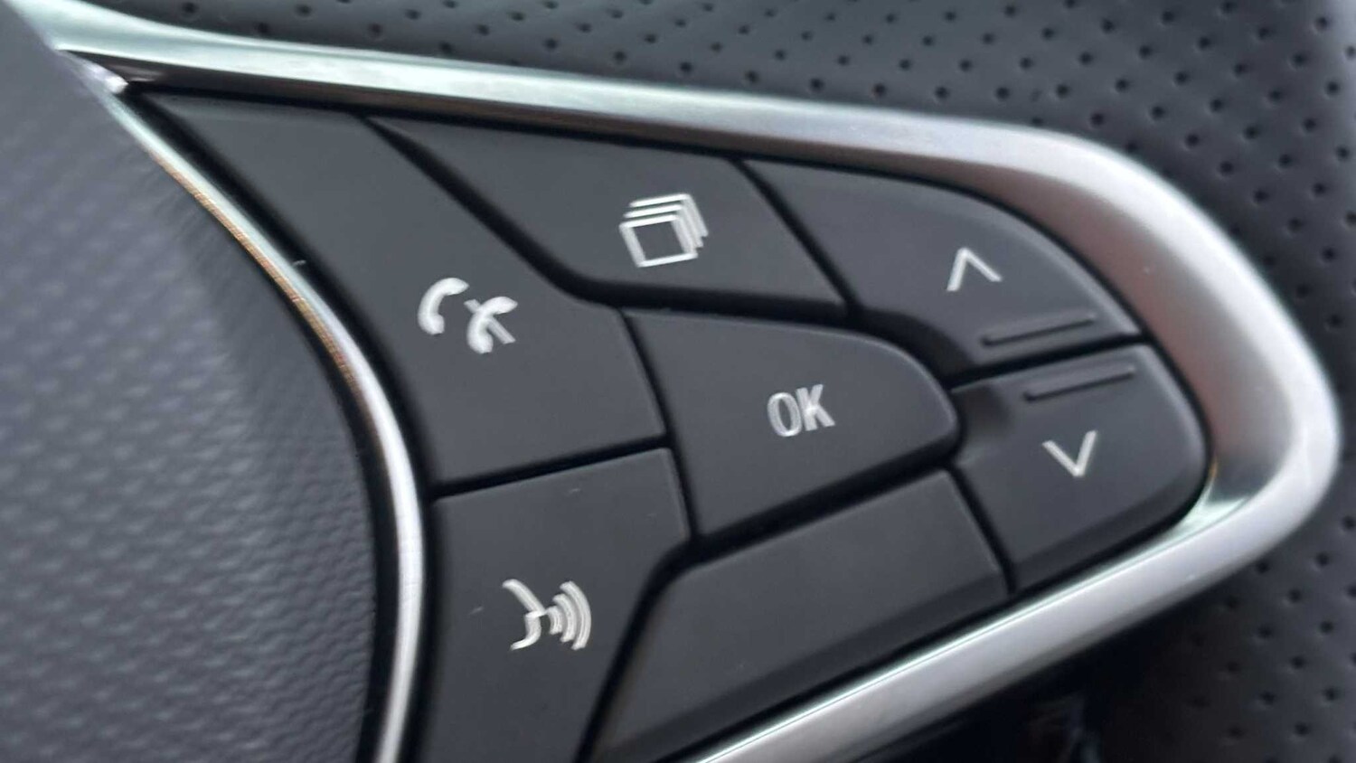 Used Renault Clio for sale - 77860004: Photo 25