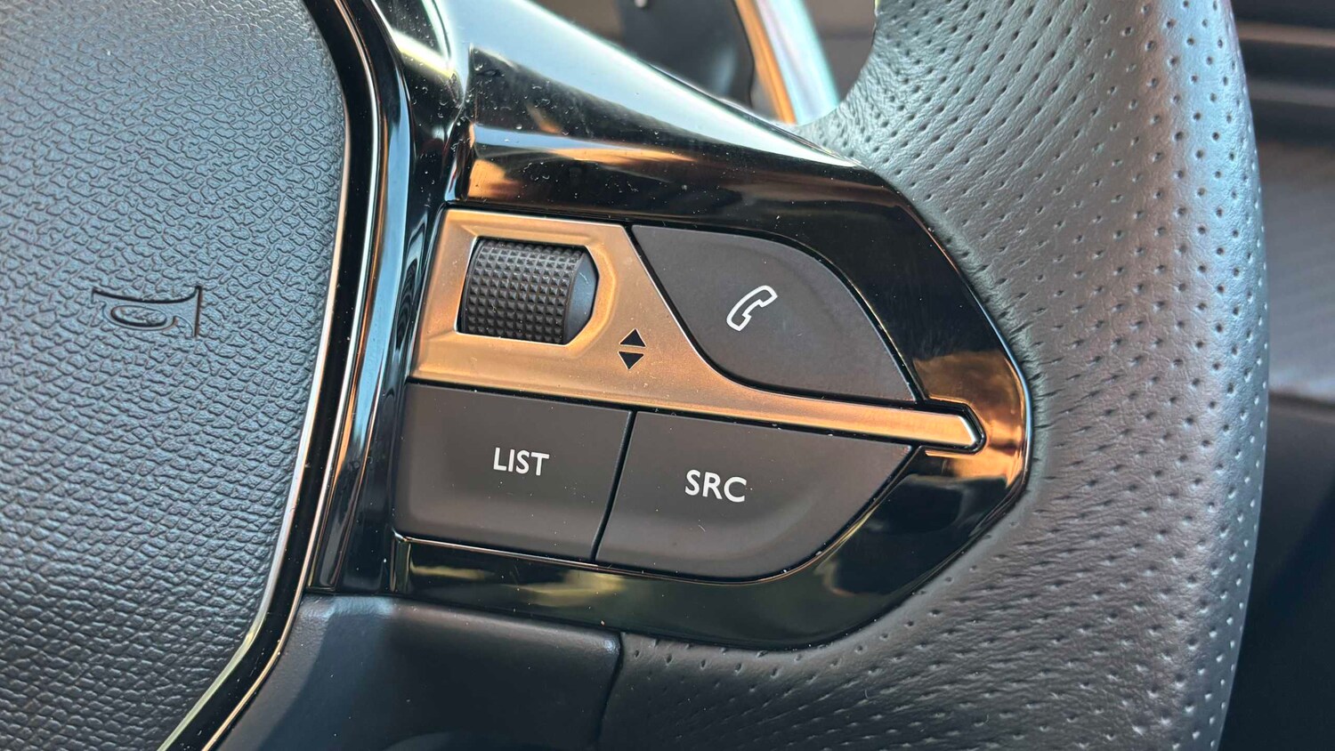 Used Peugeot 2008 for sale - 77862164: Photo 14