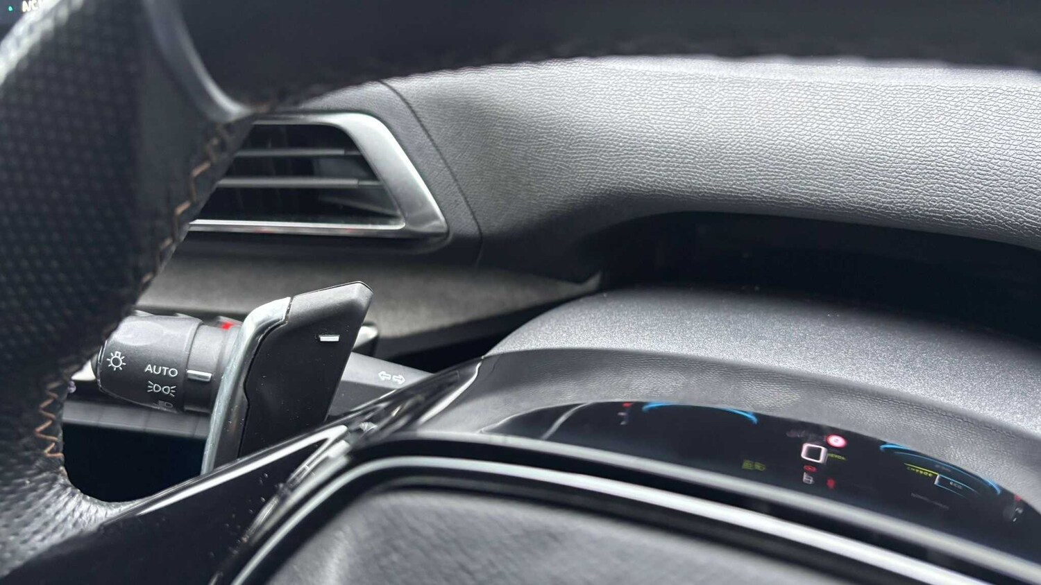 Used Peugeot 3008 for sale - 77860860: Photo 17