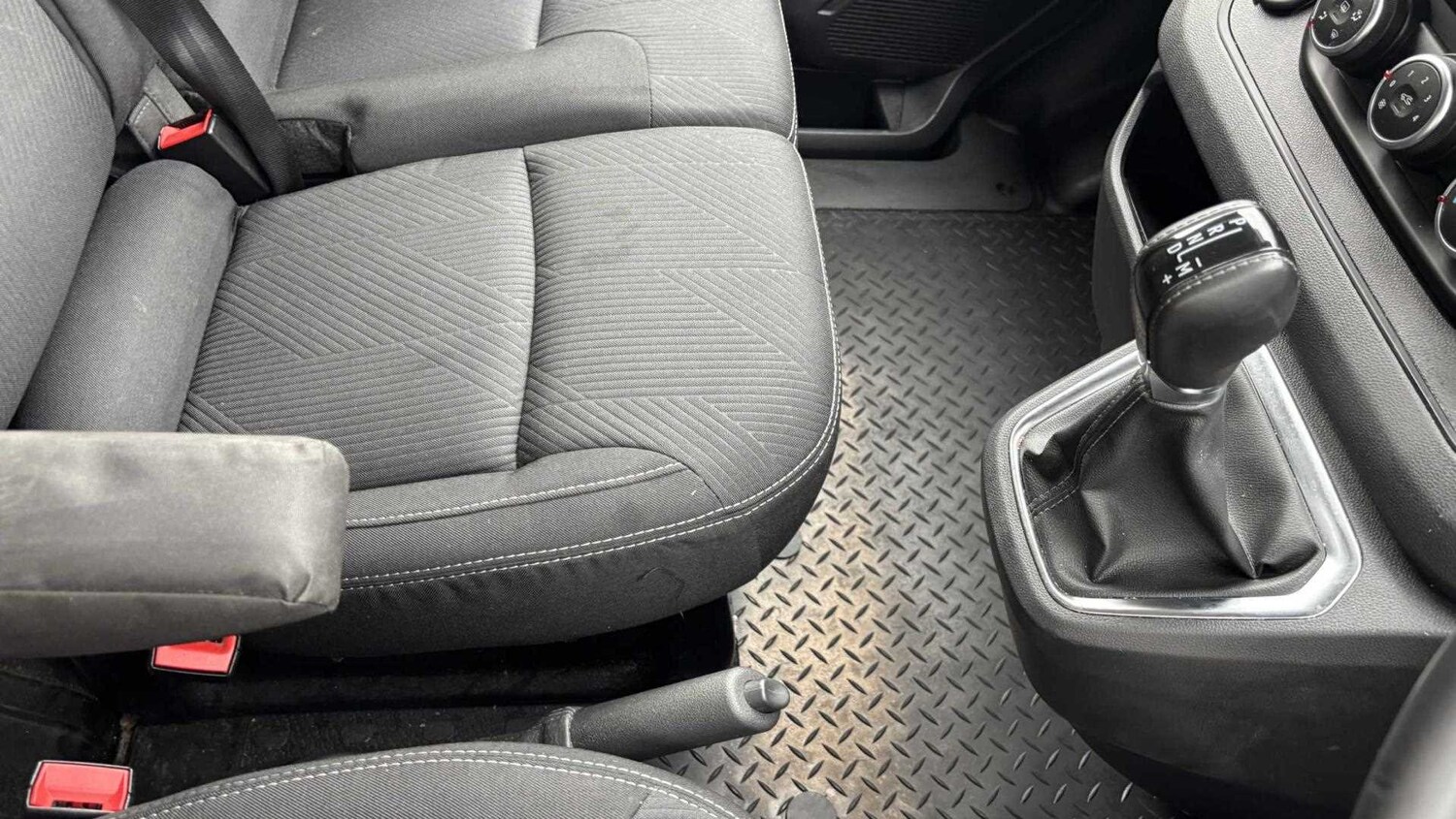 Used Renault Trafic 2024 for sale - 77858434: Photo 35