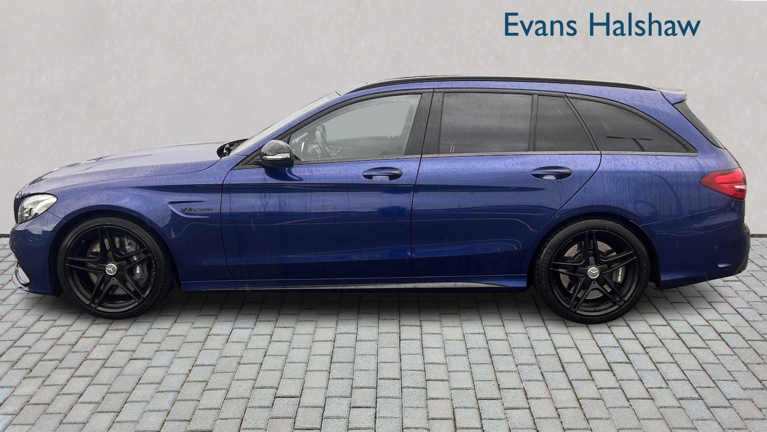 Used Mercedes-Benz C Class 2017 for sale - 77860610: Photo 4