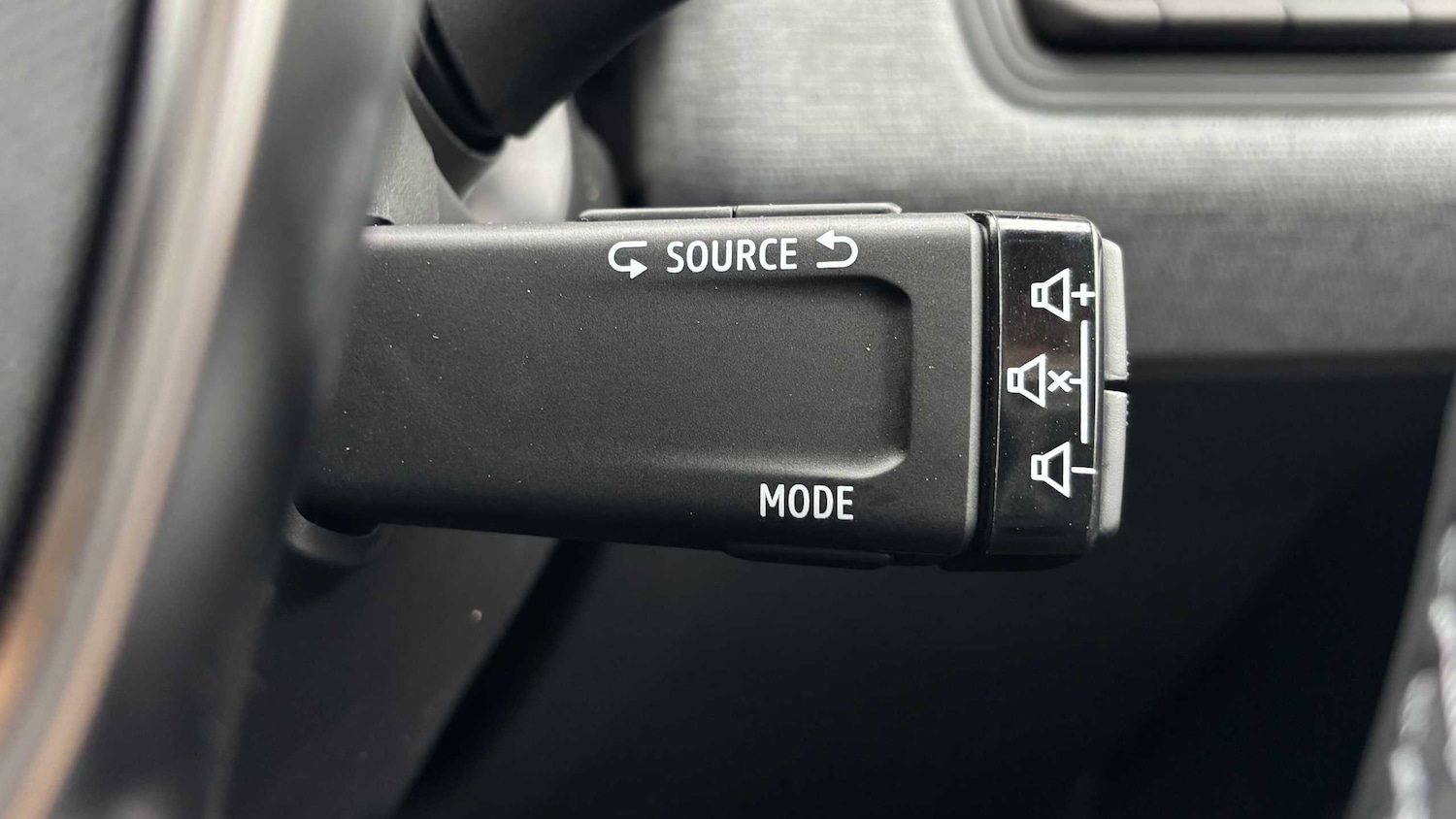 Used Renault Clio 2025 for sale - 78024144: Photo 28