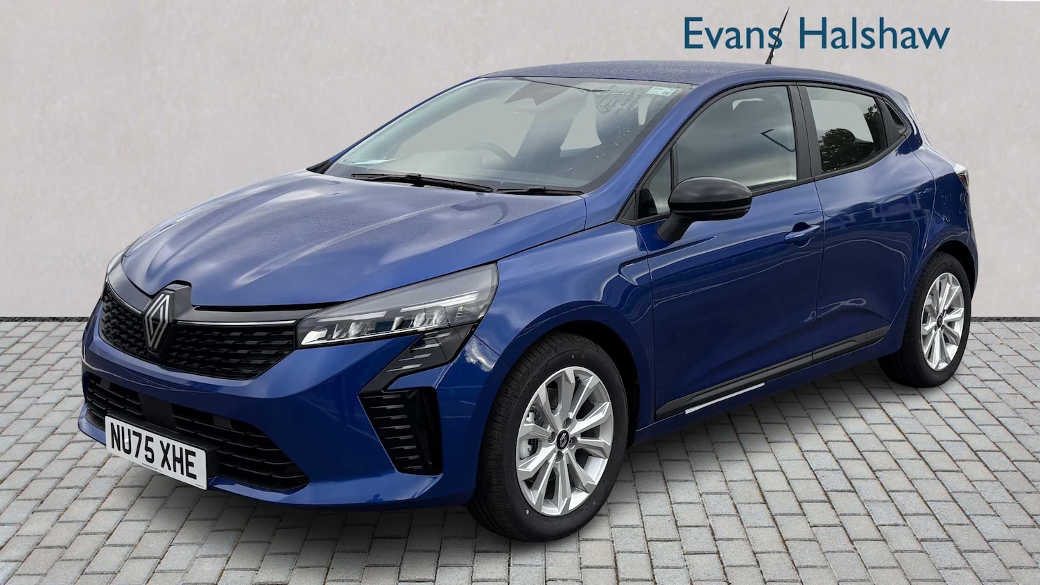 Used Renault Clio 2025 for sale - 78024144: Photo 4