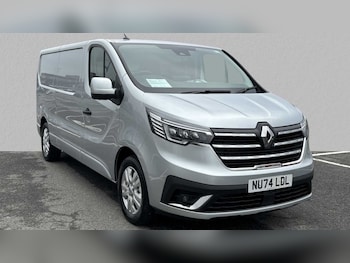 Renault Trafic feature image