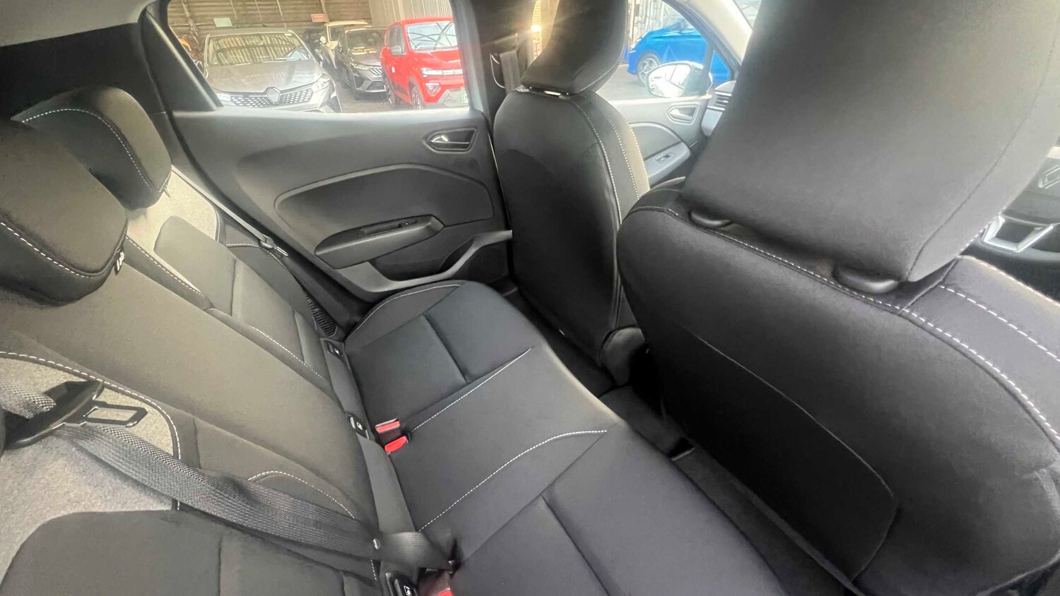 Used Renault Clio for sale - 77861688: Photo 11