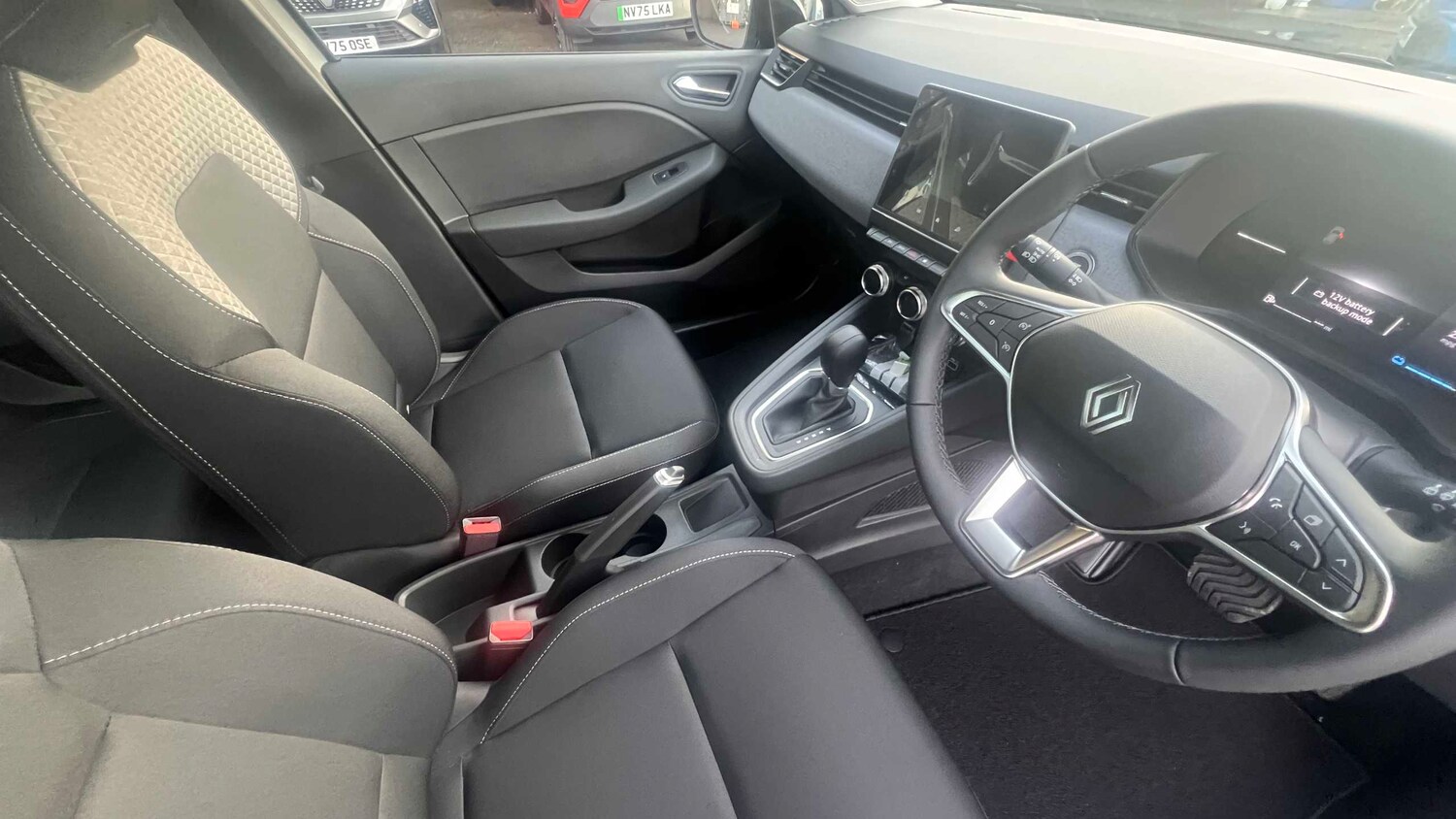 Used Renault Clio for sale - 77861688: Photo 12