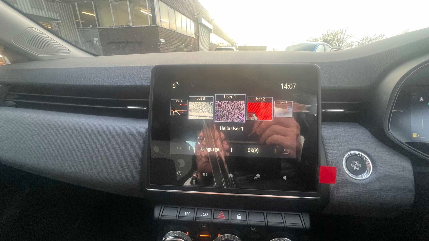 Used Renault Clio for sale - 77861688: Photo 18