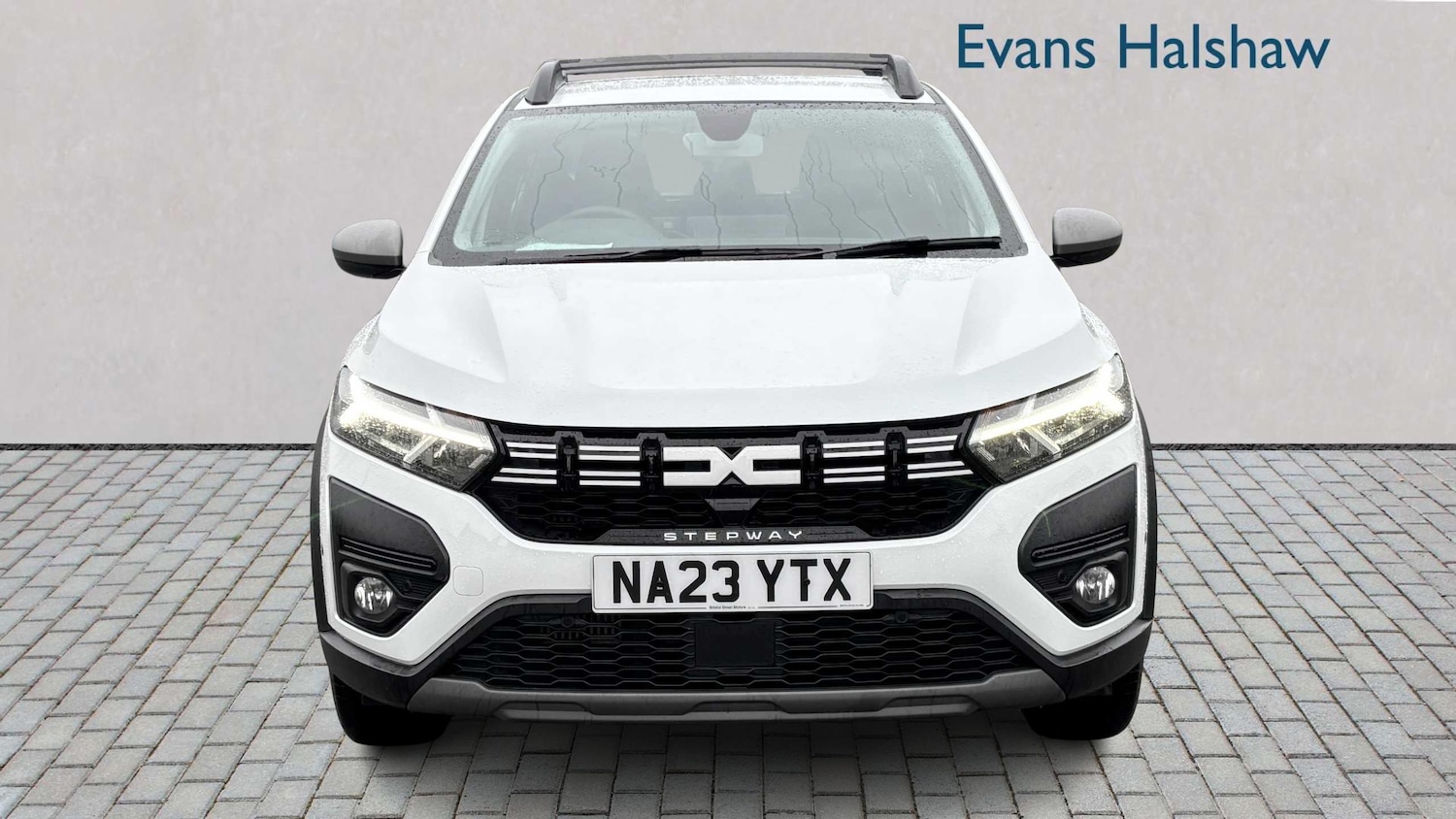 Used Dacia Sandero Stepway for sale - 77858325: Photo 2