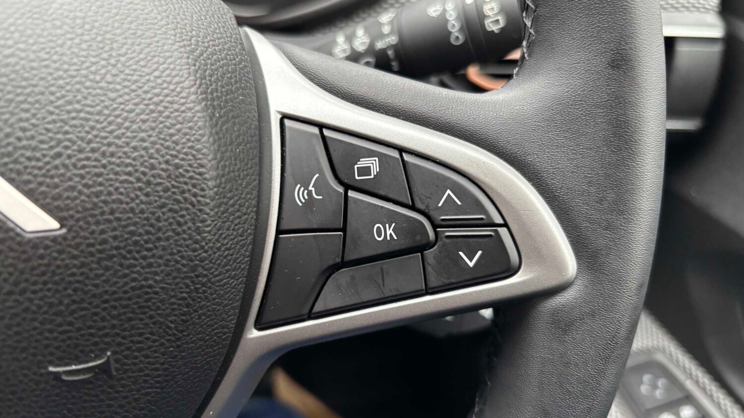 Used Dacia Sandero Stepway for sale - 77858325: Photo 23