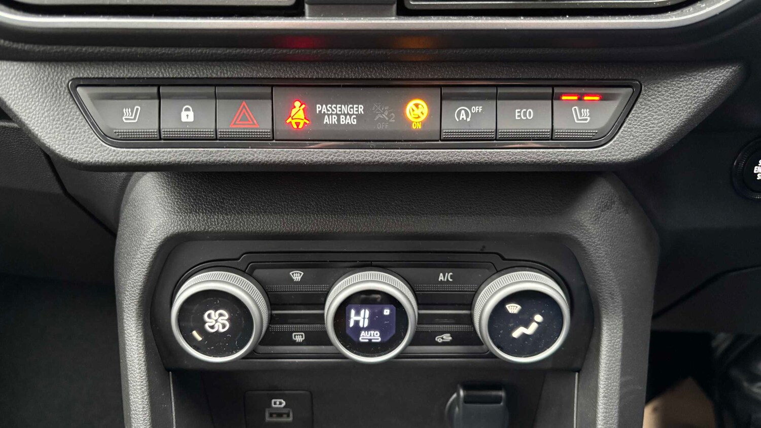 Used Dacia Sandero Stepway for sale - 77858325: Photo 26