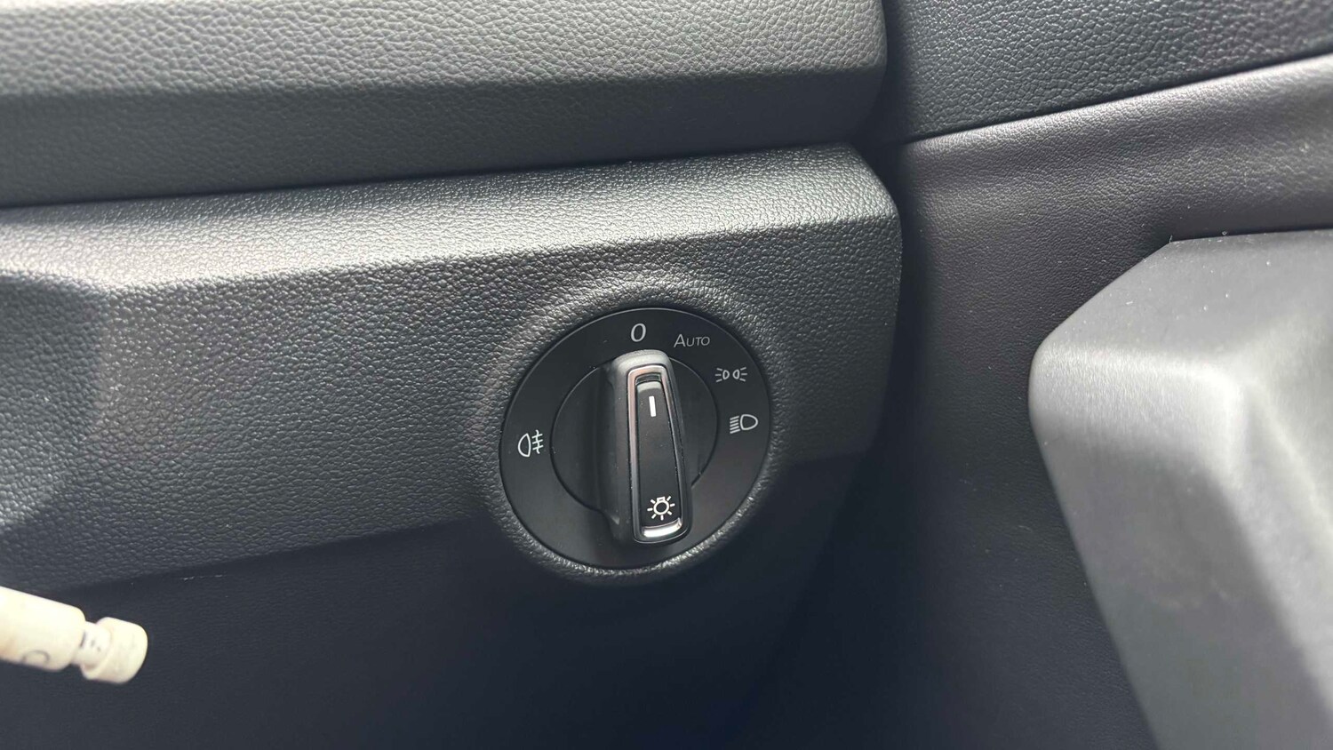 Used Volkswagen T-Roc for sale - 77860464: Photo 17