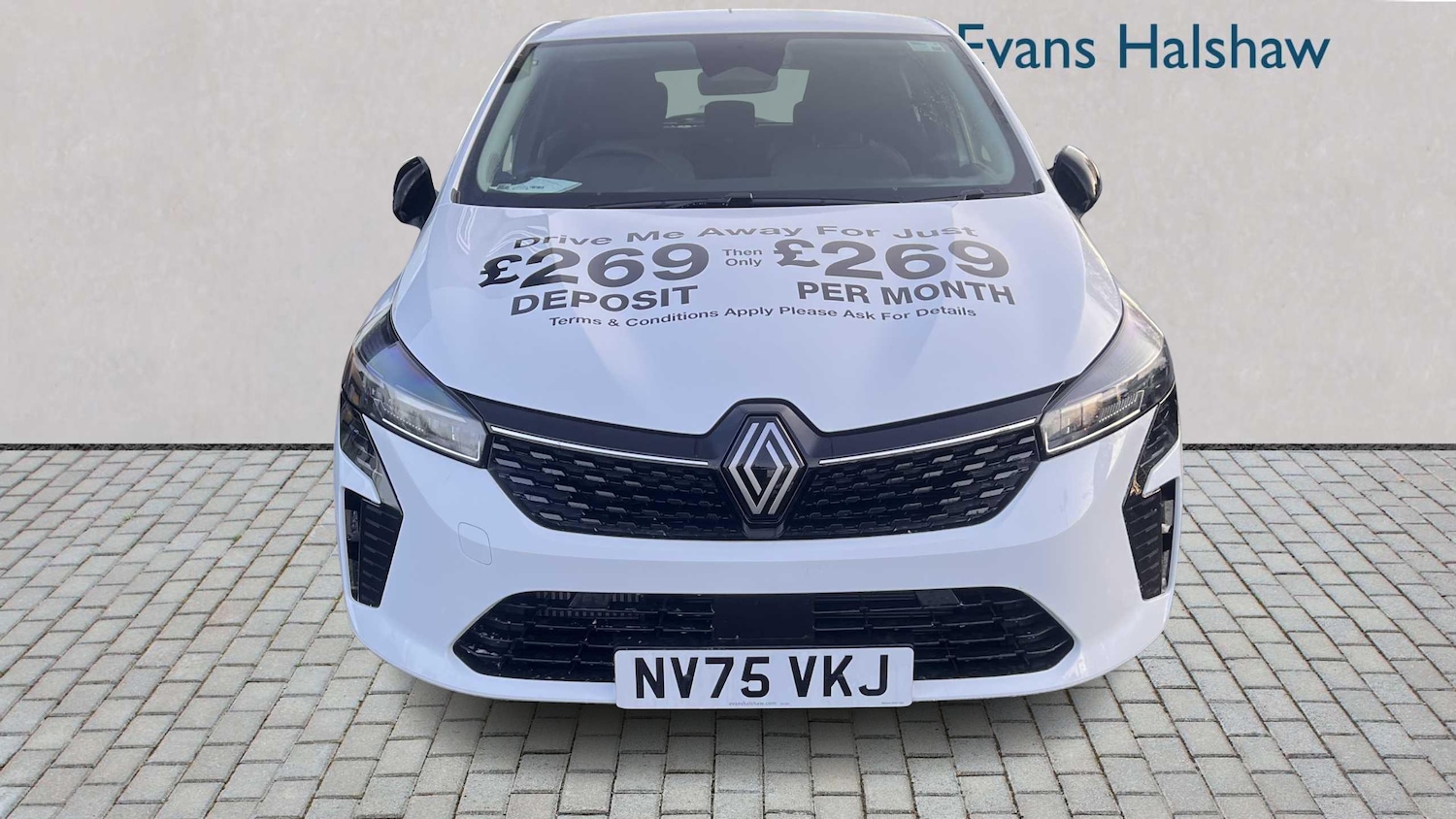 Used Renault Clio 2025 for sale - 77857035: Photo 2