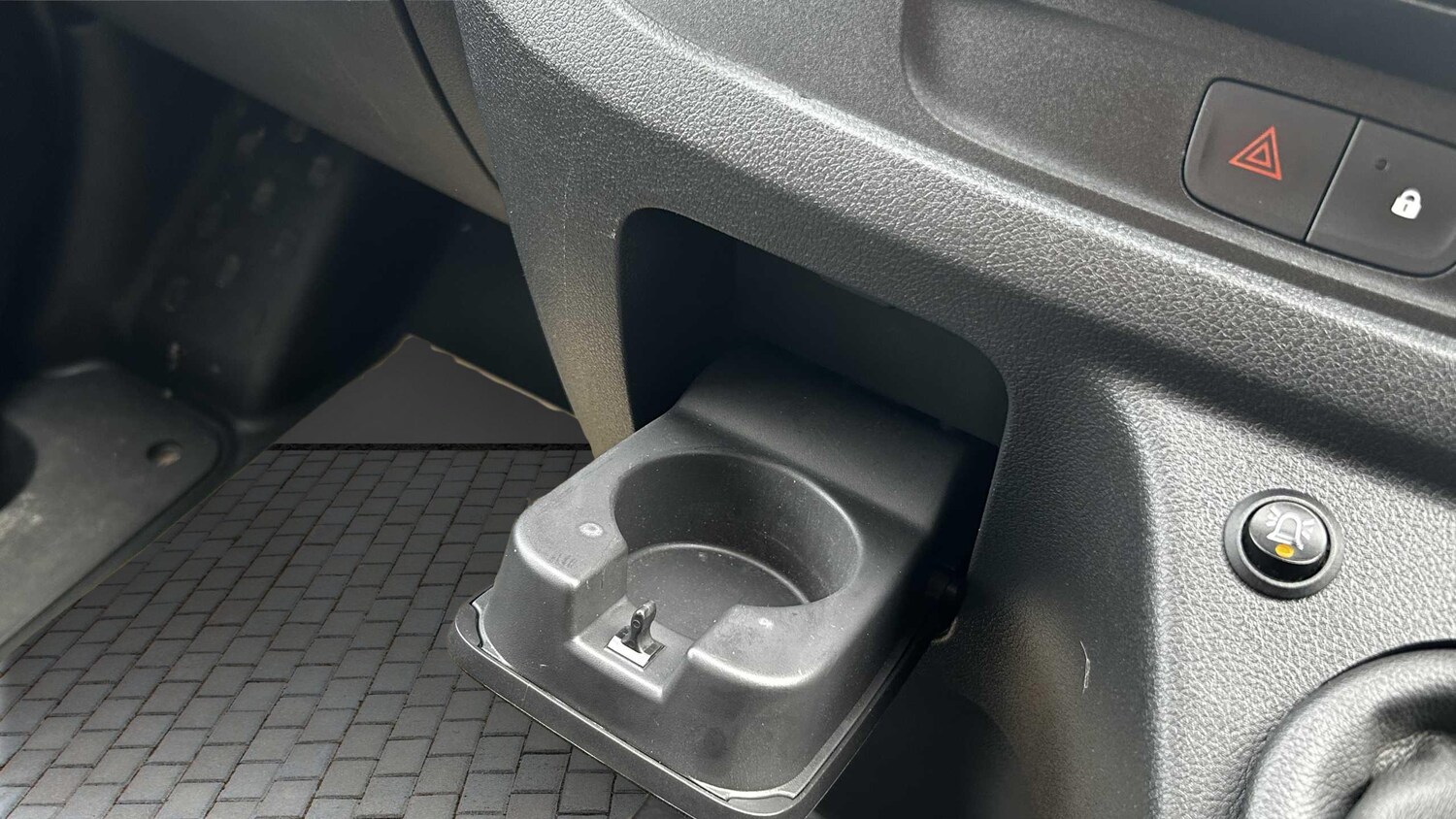 Used Renault Trafic for sale - 77859852: Photo 16