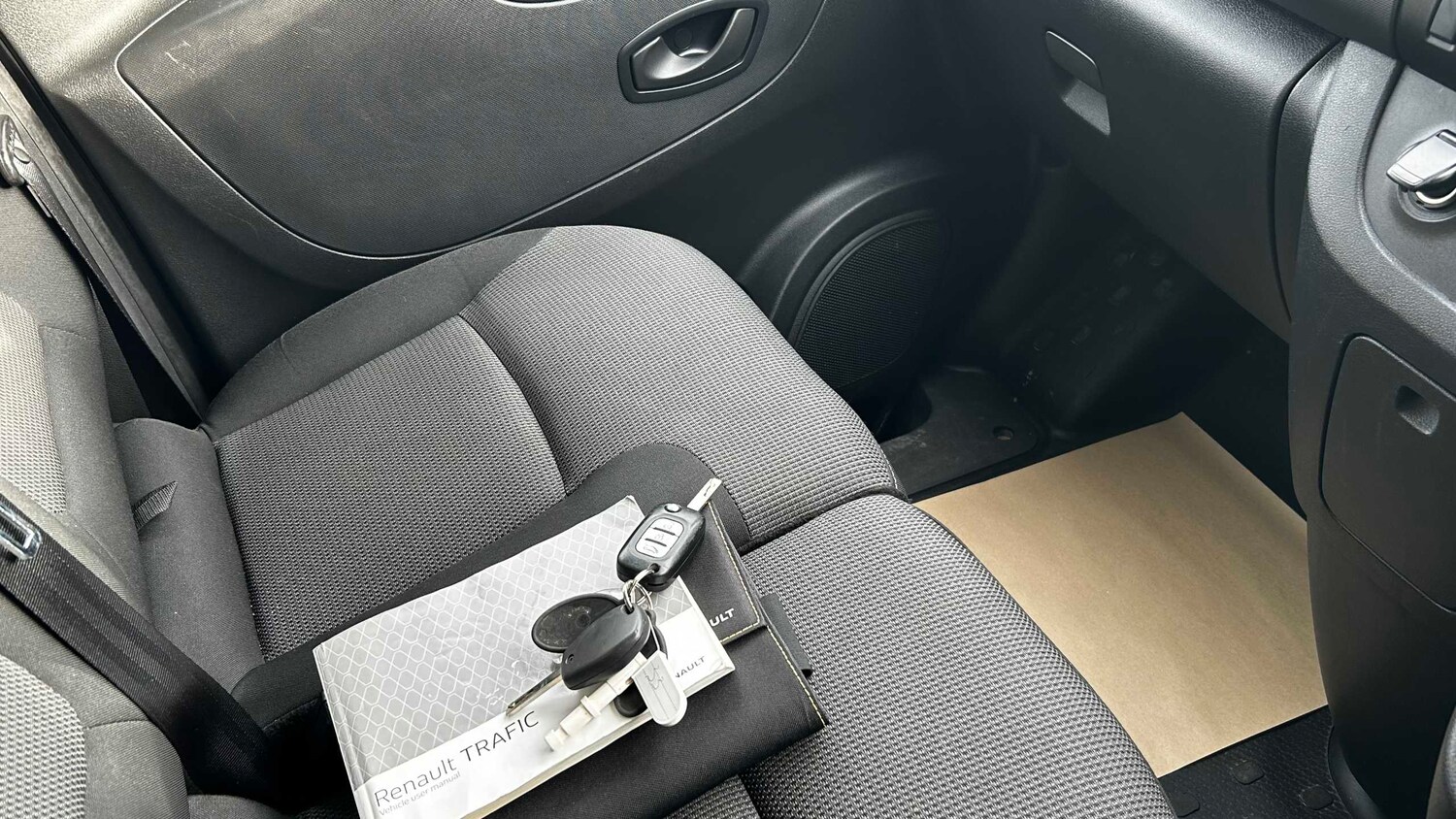 Used Renault Trafic for sale - 77859852: Photo 19