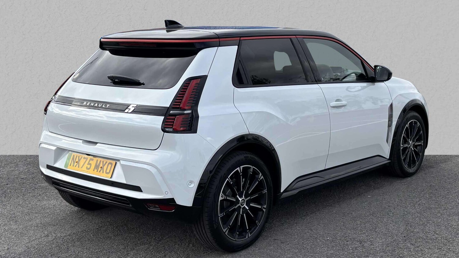 Used Renault 5 2025 for sale - 77858281: Photo 8