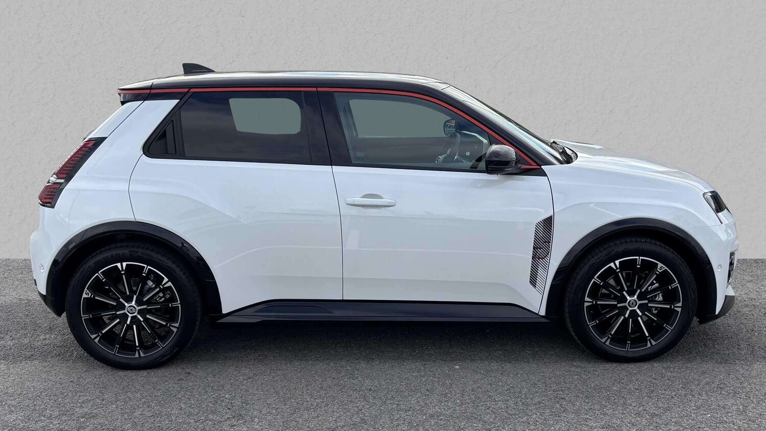 Used Renault 5 2025 for sale - 77858281: Photo 9