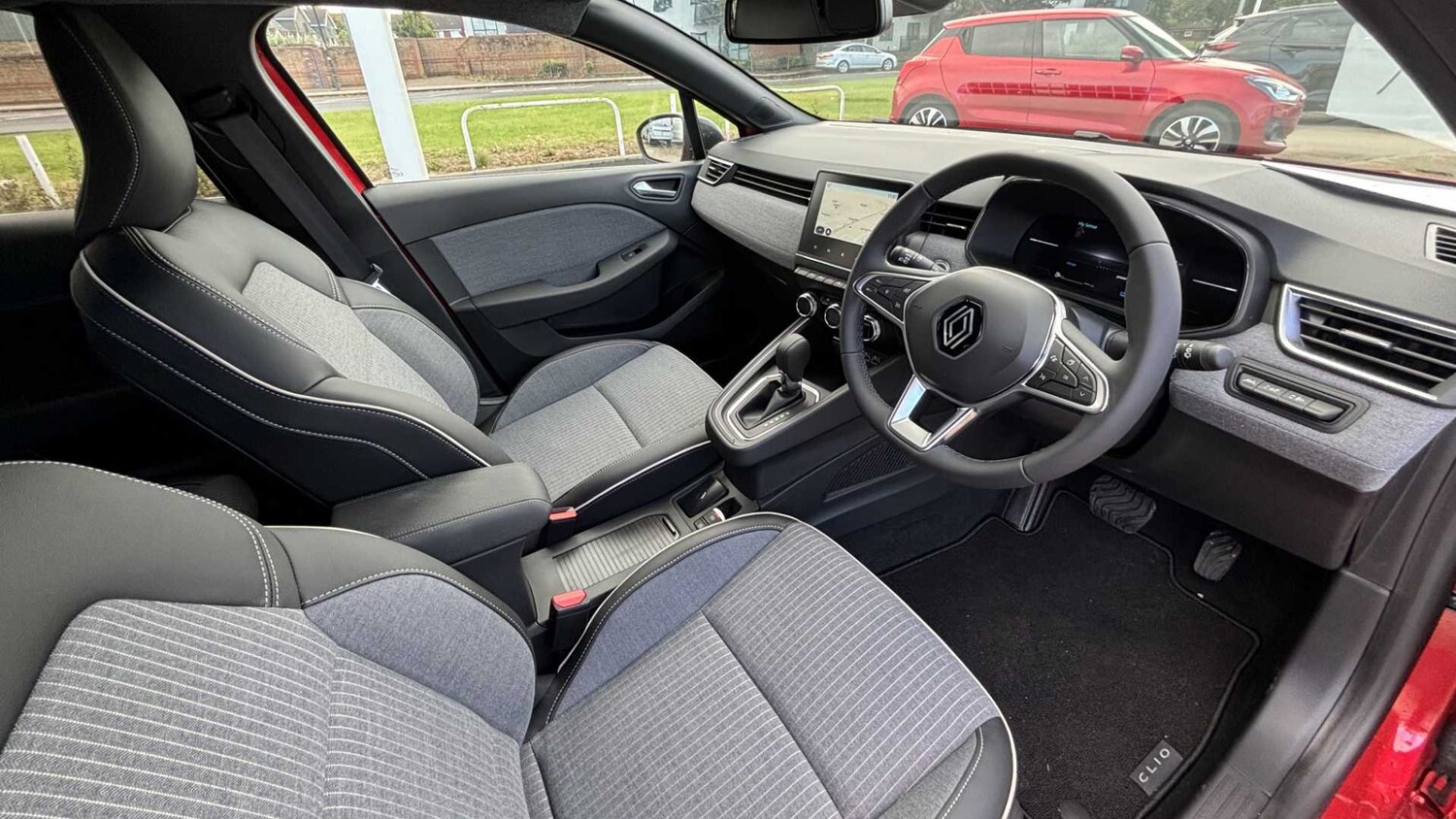 Used Renault Clio for sale - 77886246: Photo 14