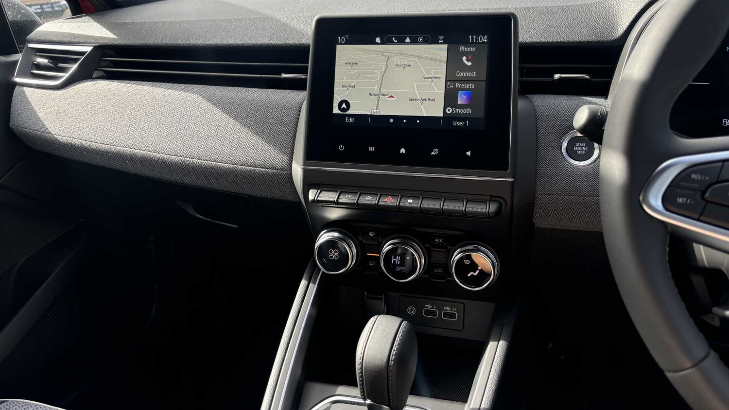 Used Renault Clio for sale - 77886246: Photo 30