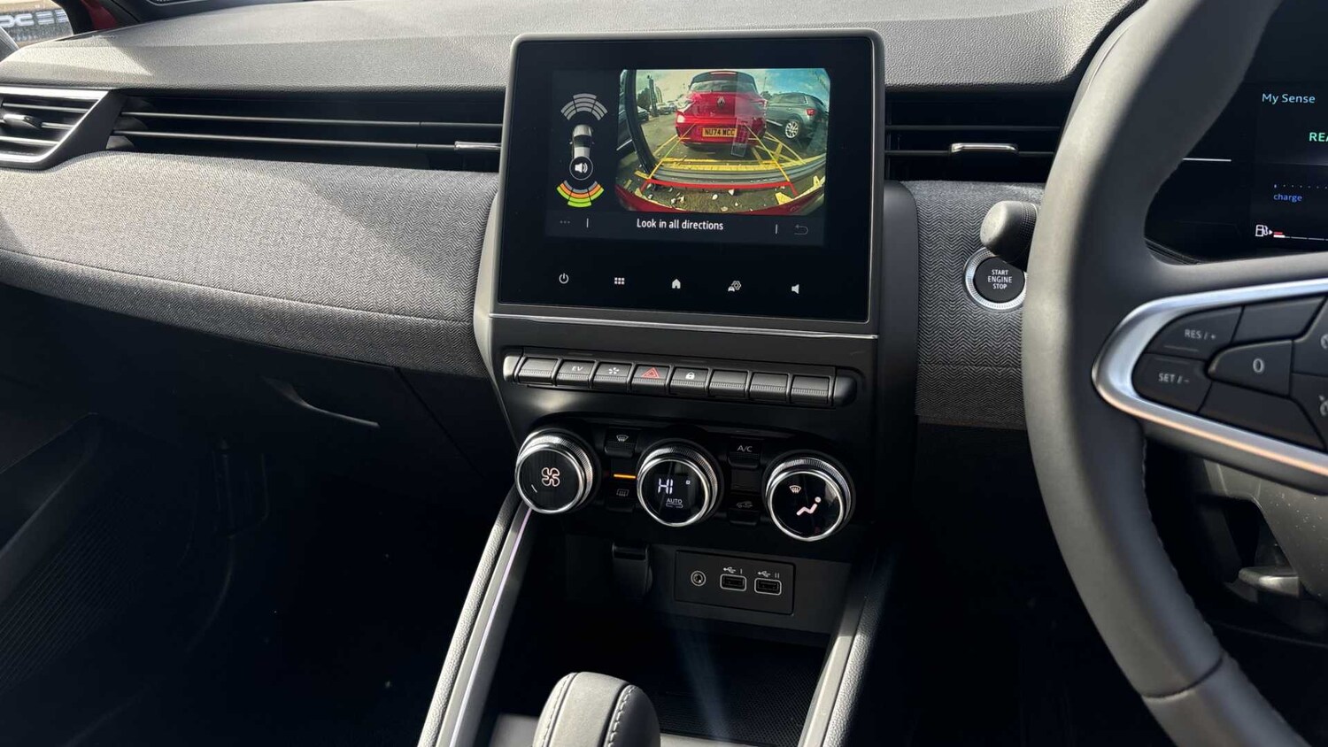 Used Renault Clio for sale - 77886246: Photo 33