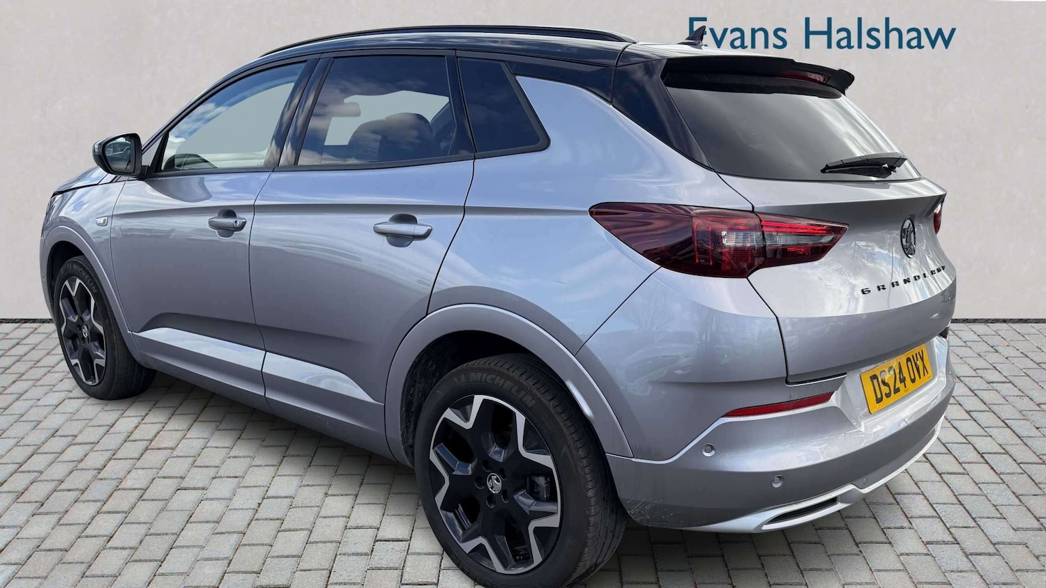 Used Vauxhall Grandland for sale - 78104485: Photo 4