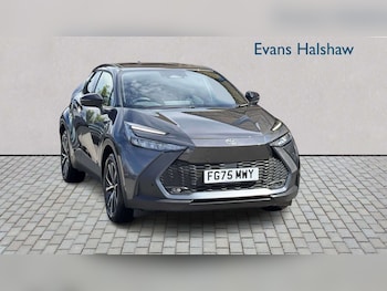 Used Toyota C-HR 2025 for sale - 79499850: Photo