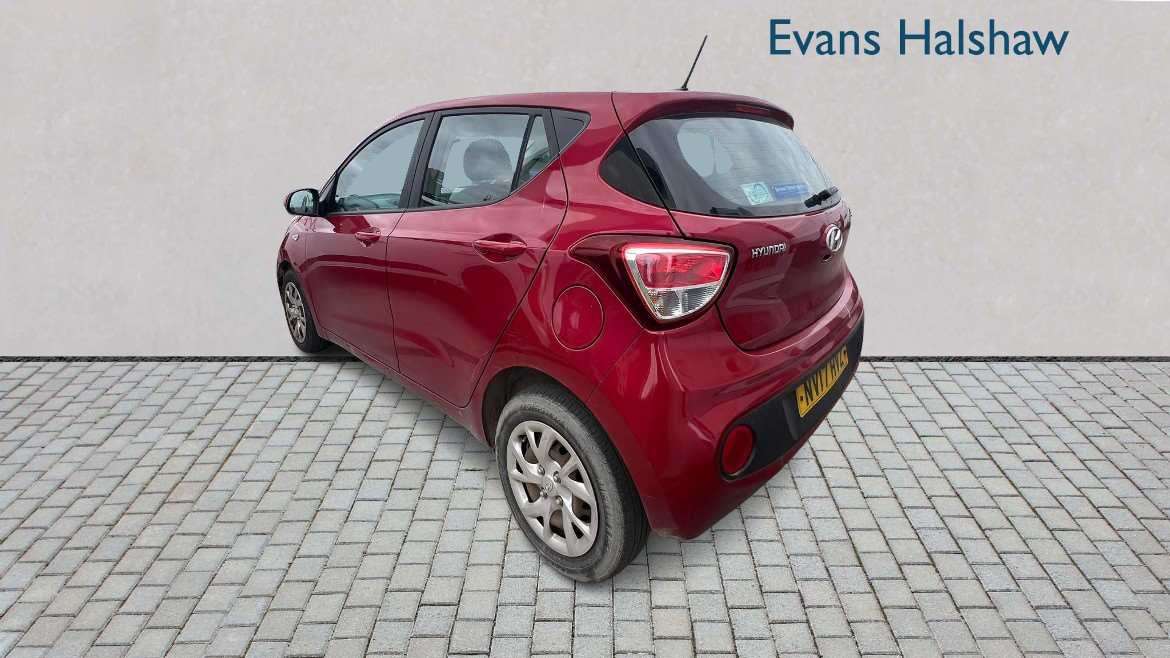 Used Hyundai i10 2017 for sale - 78104588: Photo 4