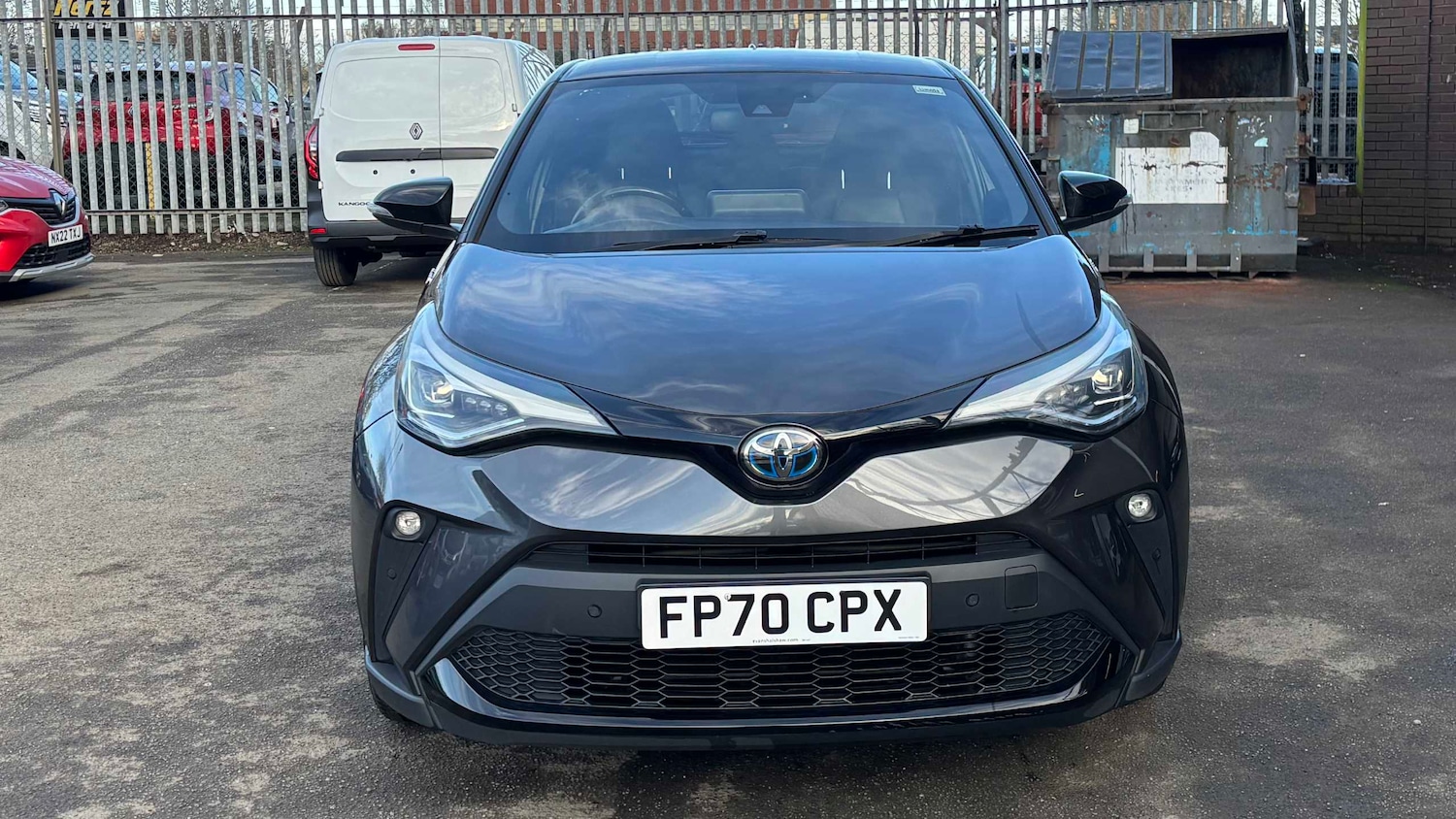 Used Toyota C-HR 2020 for sale - 78024056: Photo 2