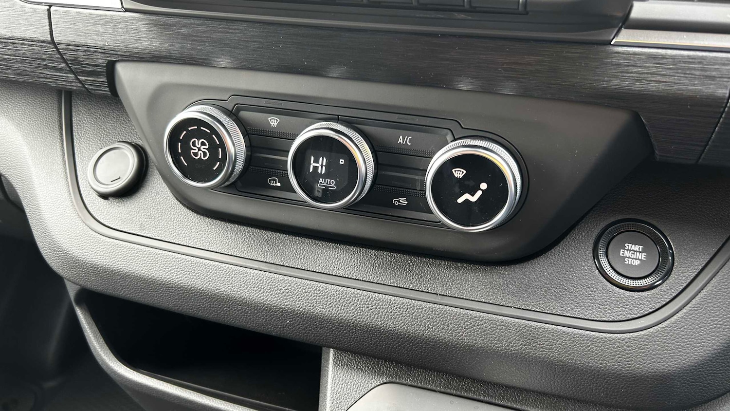 Used Renault Trafic 2025 for sale - 77861099: Photo 18