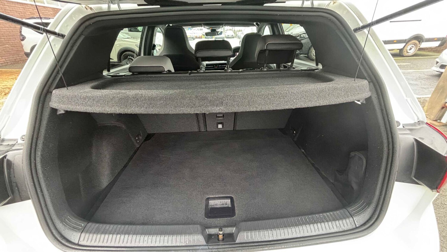 Used Volkswagen Golf 2022 for sale - 77857145: Photo 7