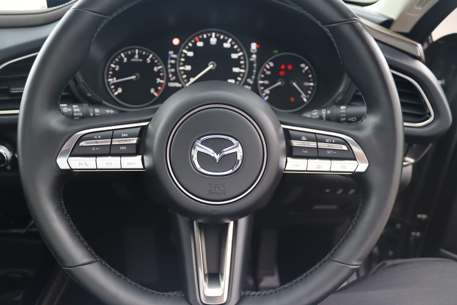 Used Mazda CX-30 2023 for sale - 76887368: Photo 21