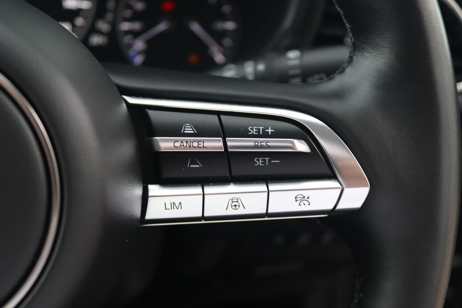 Used Mazda CX-30 2023 for sale - 76887368: Photo 23