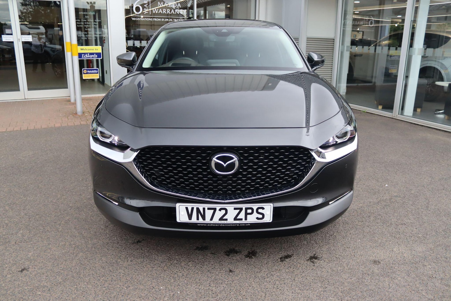 Used Mazda CX-30 2023 for sale - 76887368: Photo 3