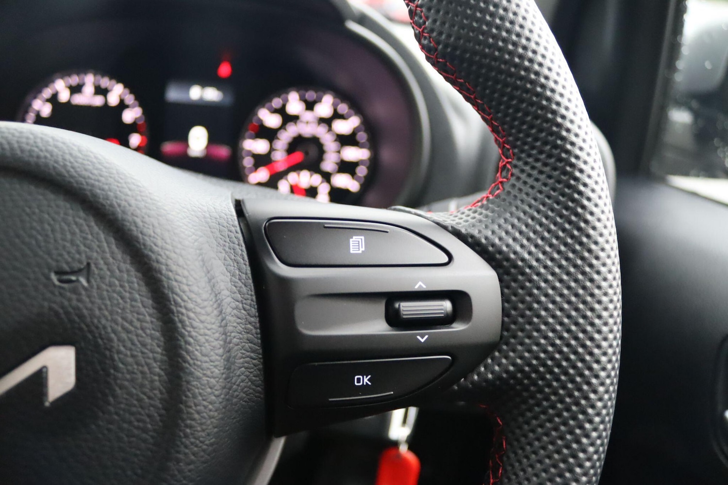 Used Kia Picanto 2023 for sale - 76765788: Photo 21