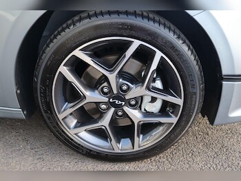 Used Kia Ceed 2025 for sale - 76473239: Photo