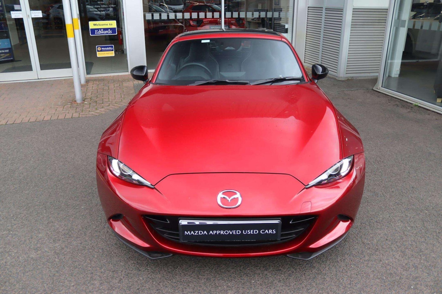 Used Mazda MX-5 2024 for sale - 76409179: Photo 3