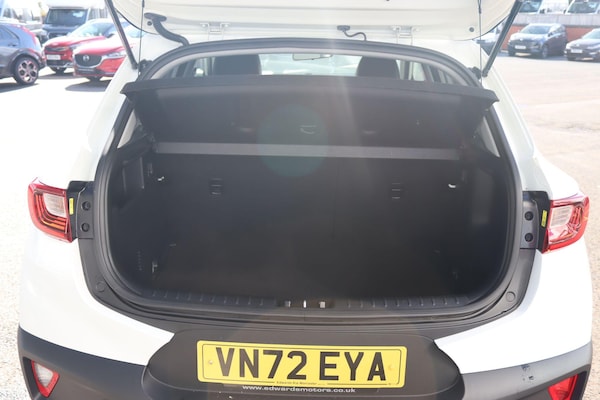 Used Kia Stonic 2022 for sale - 76152978: Photo 12