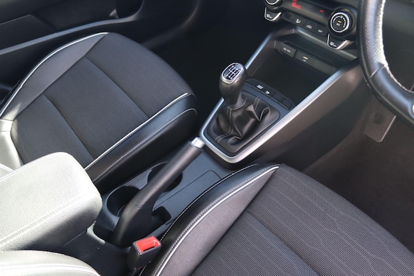 Used Kia Stonic 2022 for sale - 76152978: Photo 18